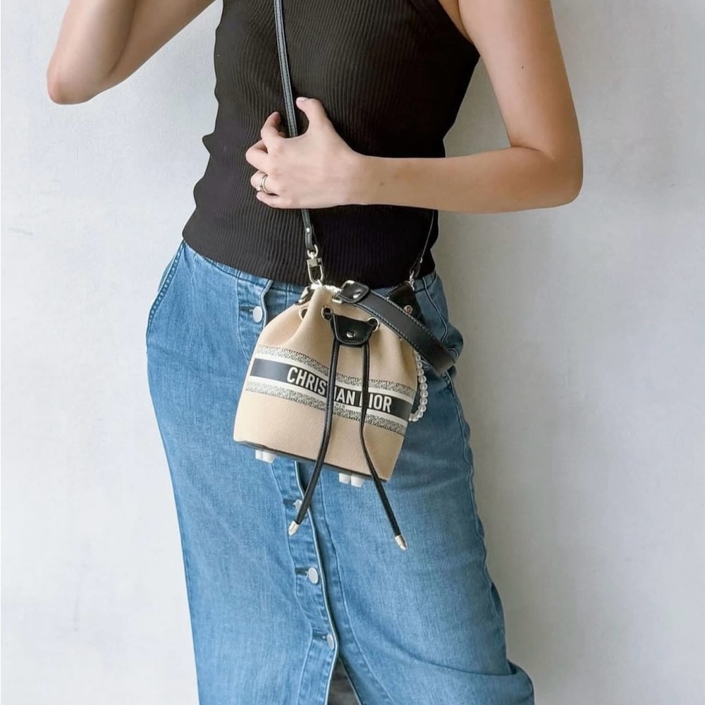 NEW WITH BOX Dior GWP bucket bag